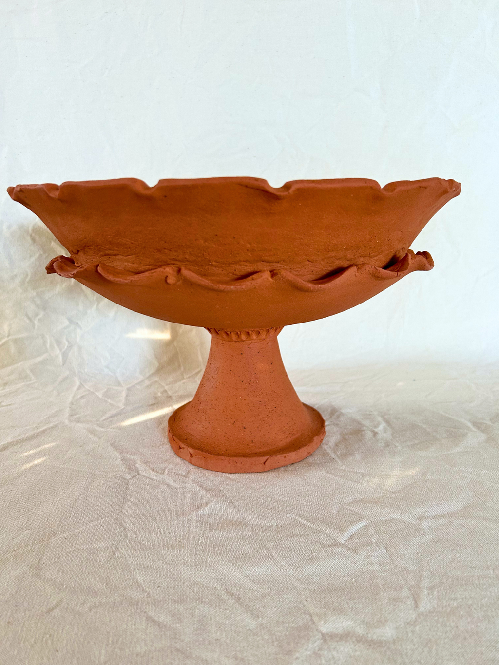 RUSTIC CONVOLUTED DOUBLE BOWL