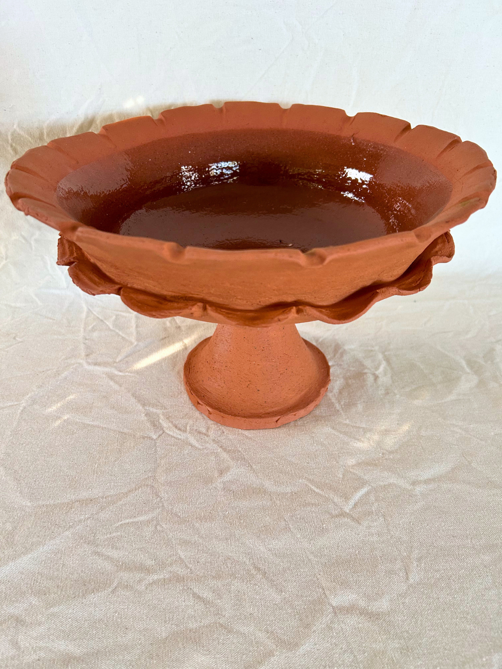 RUSTIC CONVOLUTED DOUBLE BOWL