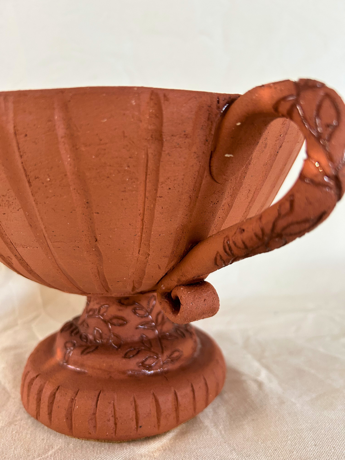 RIBBED ROSE BOWL