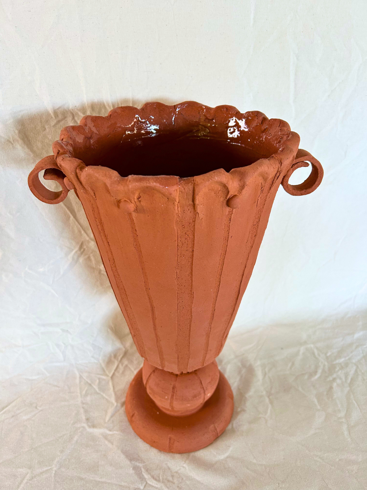 TRUMPET FLOWER VESSEL